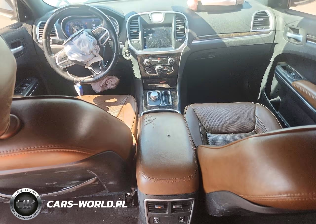 2018 Chrysler 300 Limited VIN:2C3CCAEG3JH194024 - 8