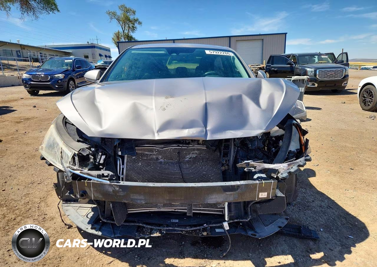 2020 Hyundai Elantra Value Edition VIN:KMHD84LF8LU918265 - 5