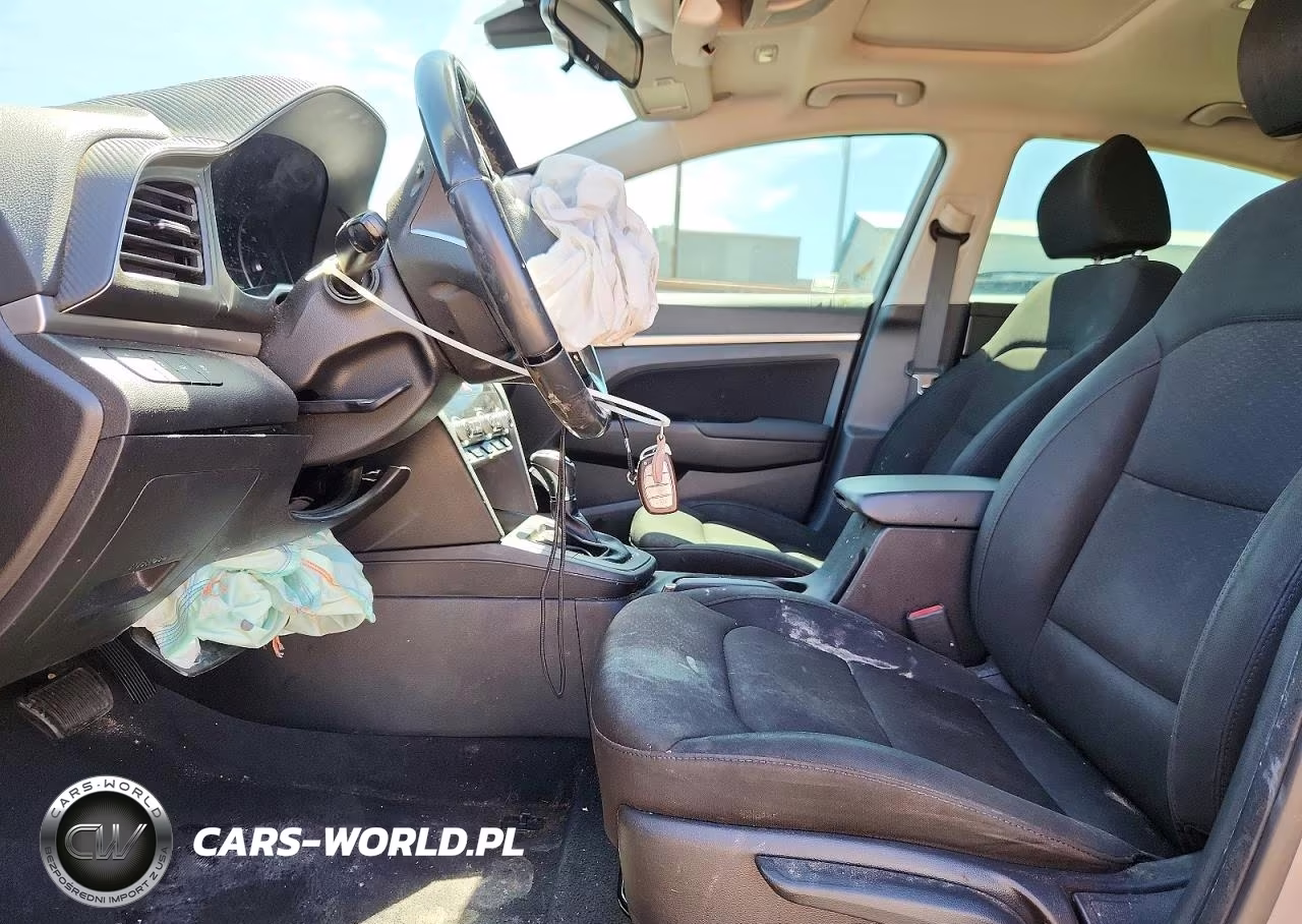 2020 Hyundai Elantra Value Edition VIN:KMHD84LF8LU918265 - 7