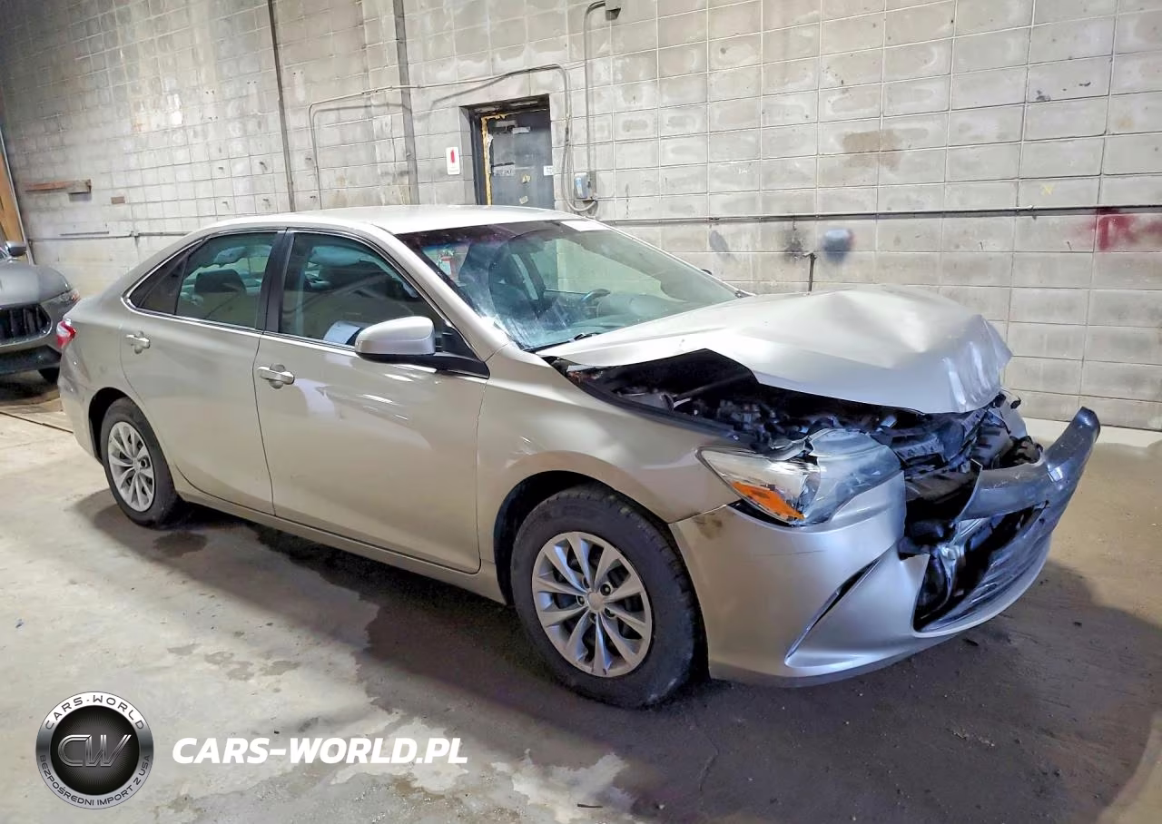 2016 Toyota Camry Le VIN:4T1BF1FKXGU534336 - 4