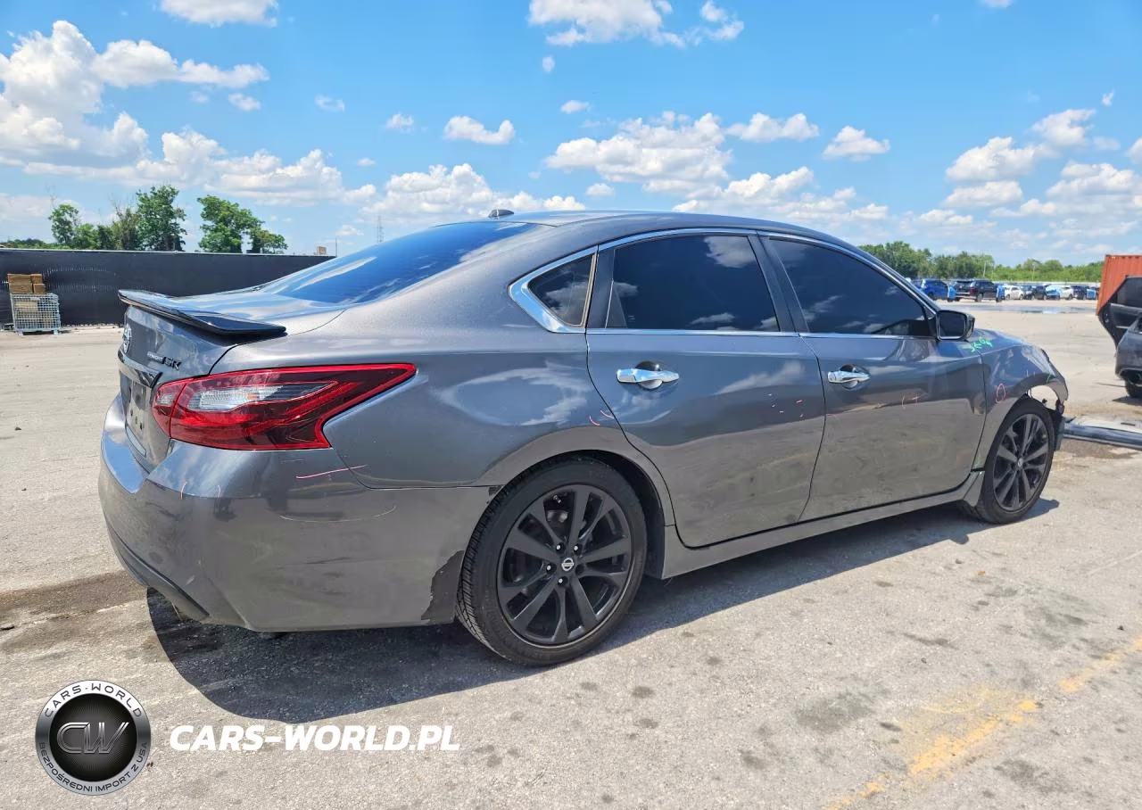 2018 Nissan Altima 2.5 S VIN:1N4AL3AP3JC478329 - 3