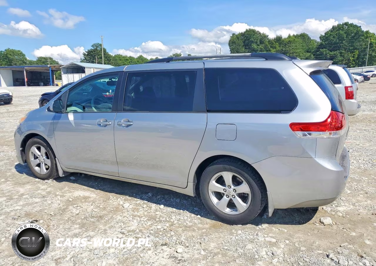 2011 Toyota Sienna Le VIN:5TDKK3DC0BS154345 - 2