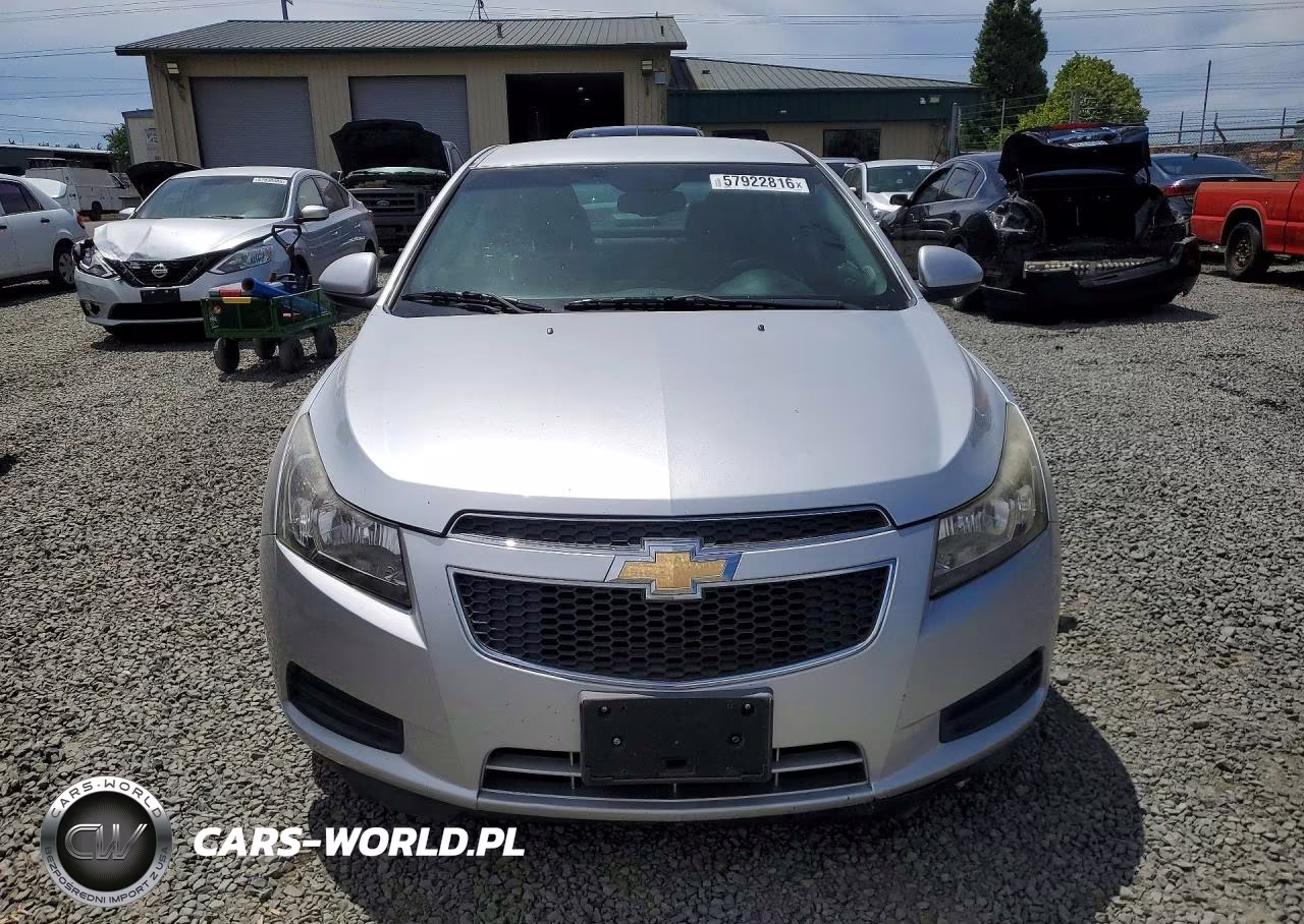 2014 Chevrolet Cruze Lt VIN:1G1PC5SB6E7247404 - 5