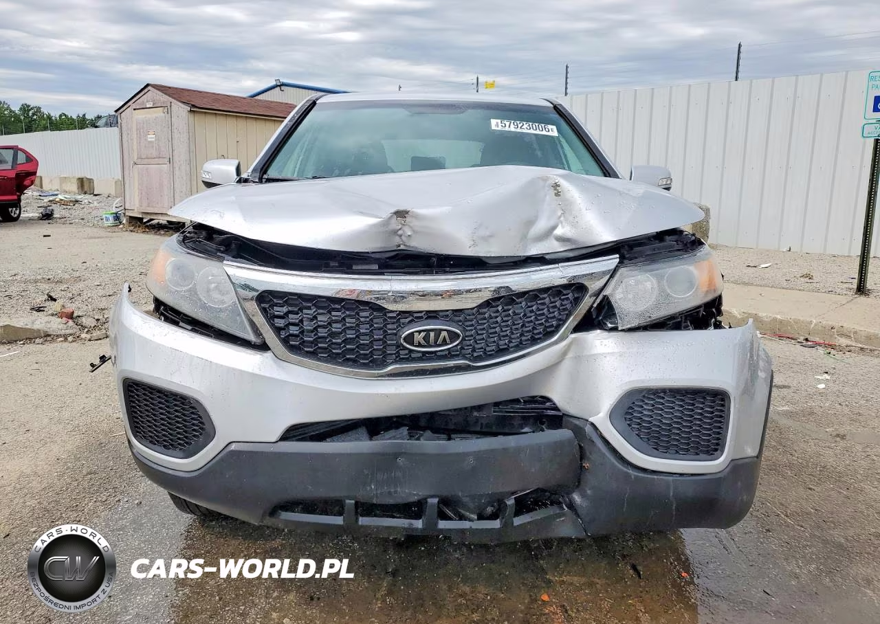 2011 Kia Sorento Lx VIN:5XYKT3A17BG102773 - 5