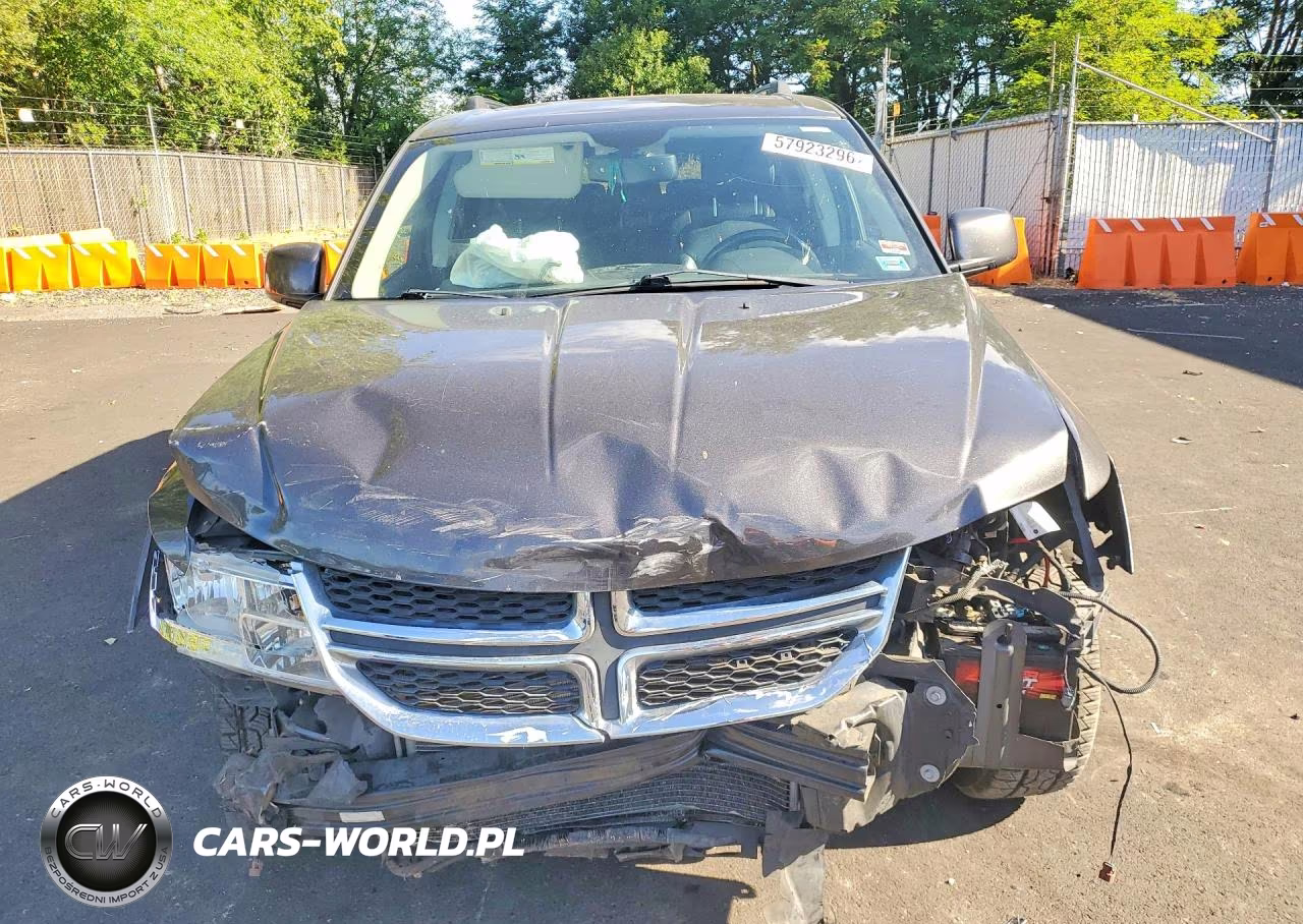 2015 Dodge Journey Limited VIN:3C4PDDDG7FT684929 - 5