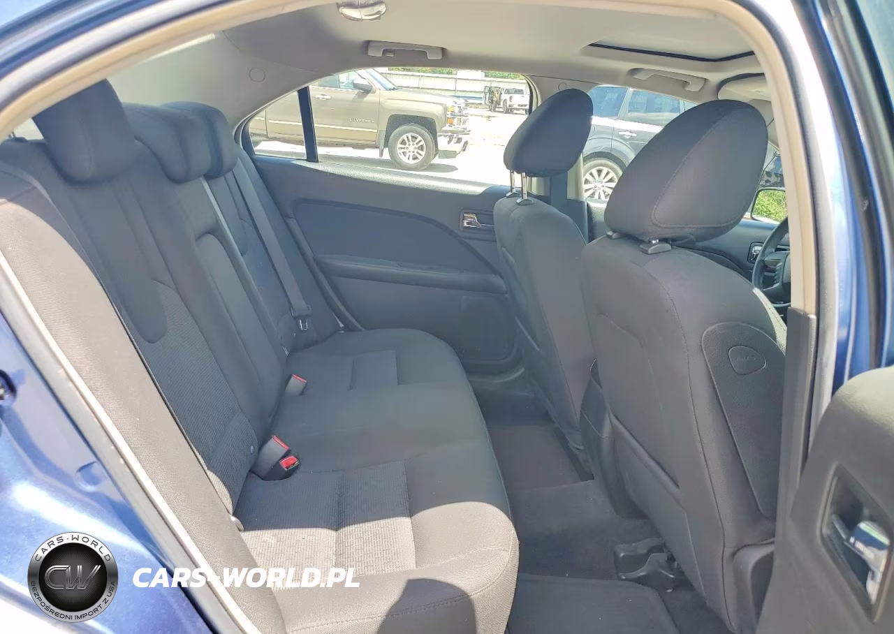 2010 Ford Fusion Se VIN:3FAHP0HA8AR187216 - 10