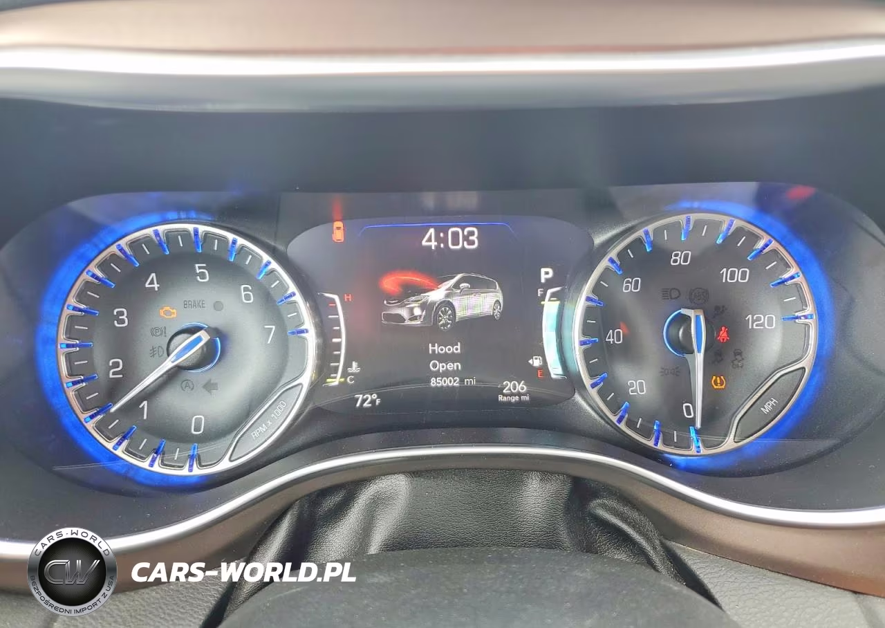 2017 Chrysler Pacifica Touring L Plus VIN:2C4RC1EG4HR543346 - 9