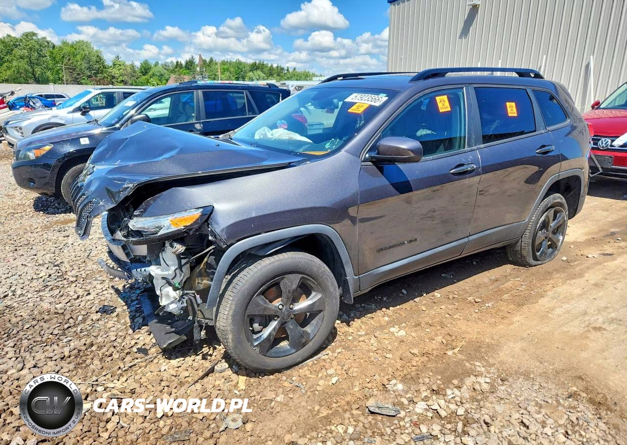 2016 Jeep Cherokee Latitude – zdjęcie 1 z 13