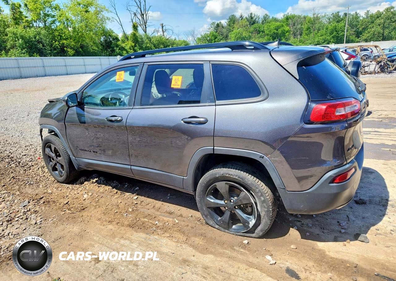 2016 Jeep Cherokee Latitude VIN:1C4PJMCS6GW124250 - 2