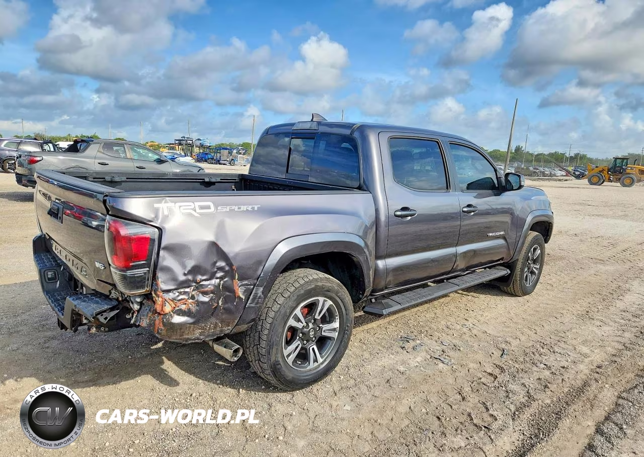 2017 Toyota Tacoma Trd Sport VIN:5TFAZ5CN6HX028872 - 3