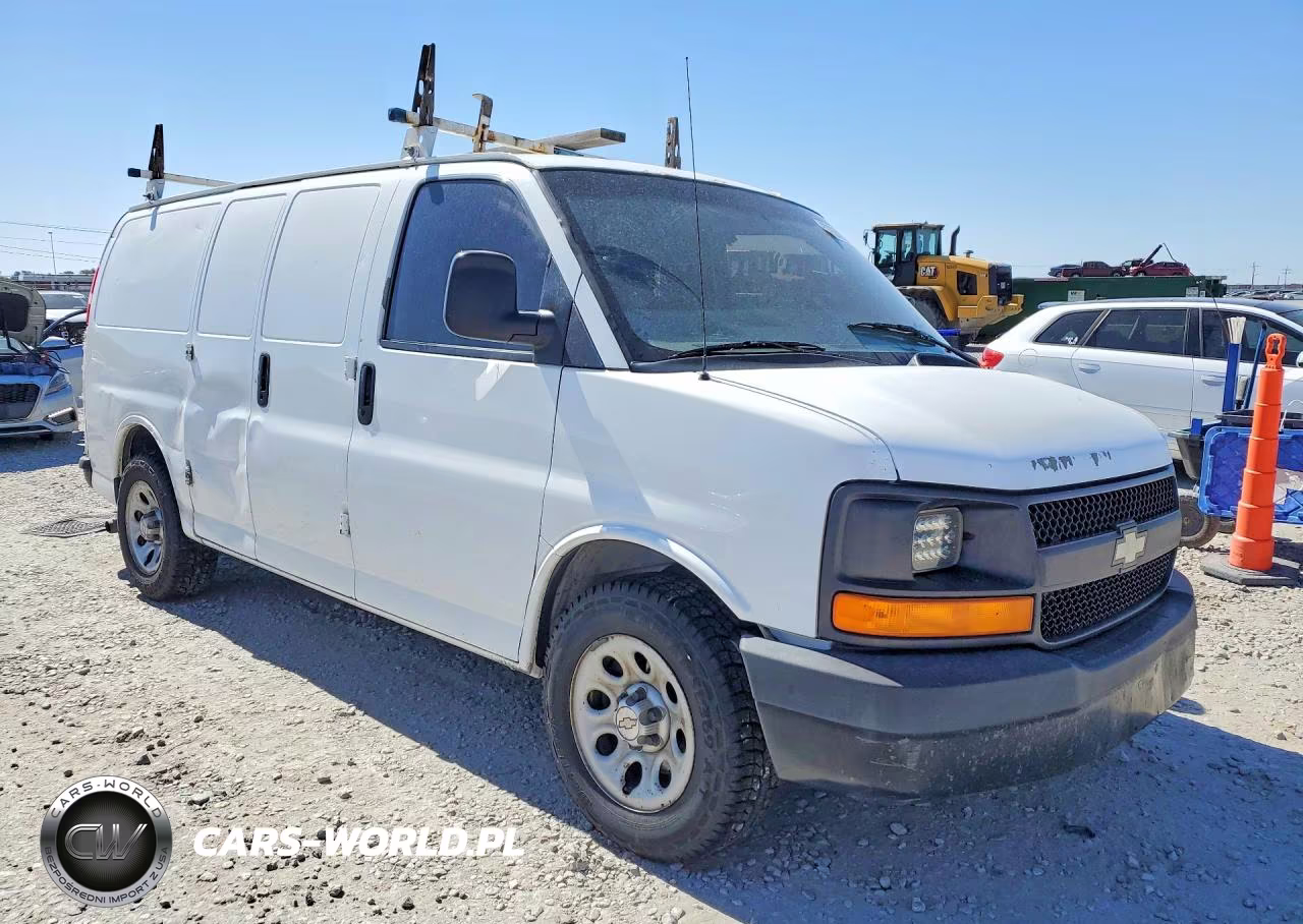 2009 Chevrolet Express G1500 VIN:1GCFG15X991113793 - 4