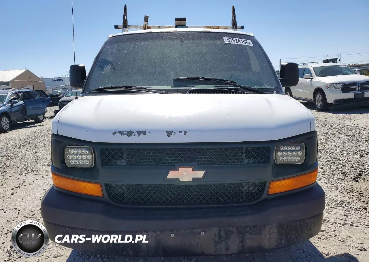 2009 Chevrolet Express G1500 VIN:1GCFG15X991113793 - 5