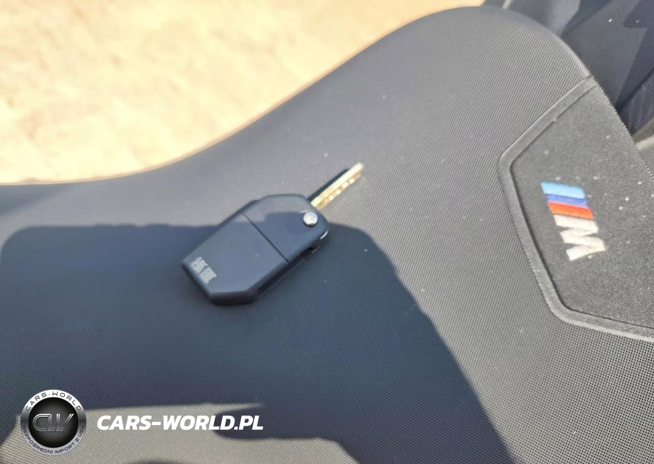 2023 BMW M 1000 R VIN:WB10E8306P6H01323 - 8