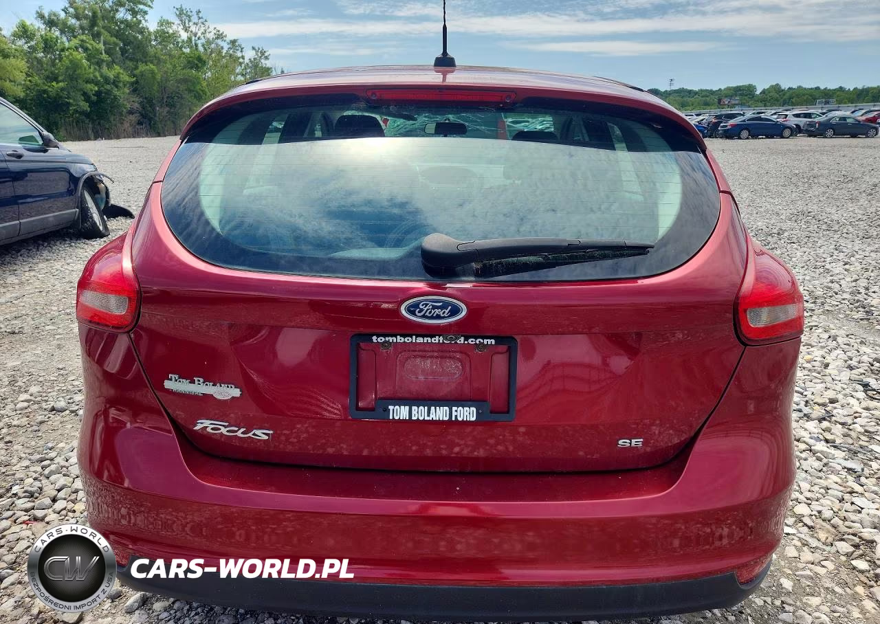 2017 Ford Focus Se VIN:1FADP3K28HL328876 - 6