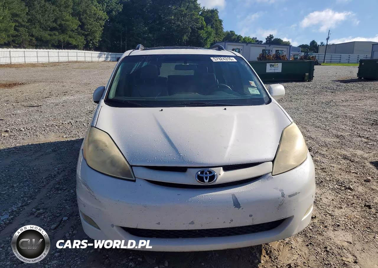 2010 Toyota Sienna Xle VIN:5TDYK4CC3AS314704 - 5