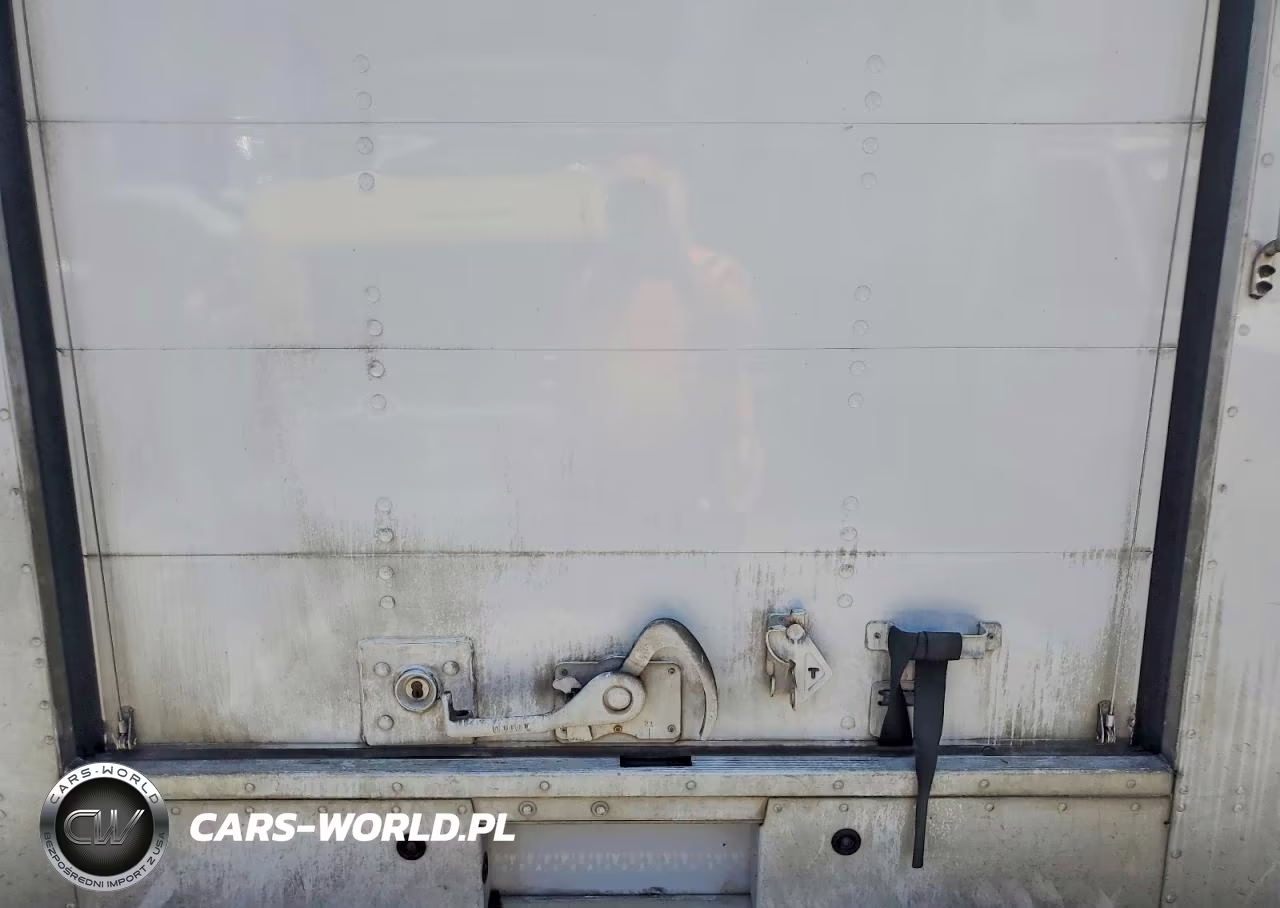 2023 Ford Econoline E450 Super Duty Commercial Stripped Chassis VIN:1FC3E4KK2PDD04423 - 6