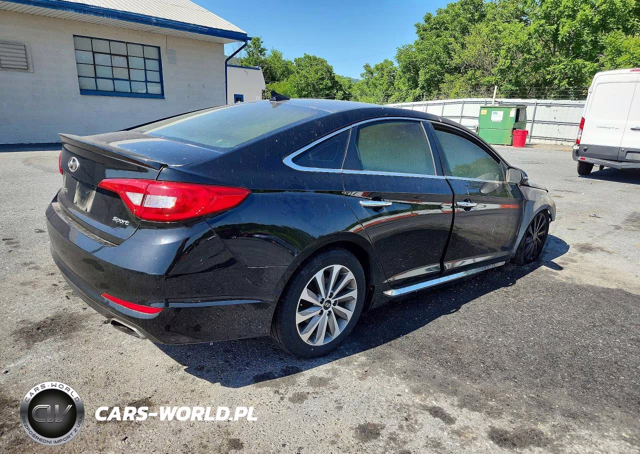 2016 Hyundai Sonata Sport VIN:5NPE34AFXGH365340 - 3