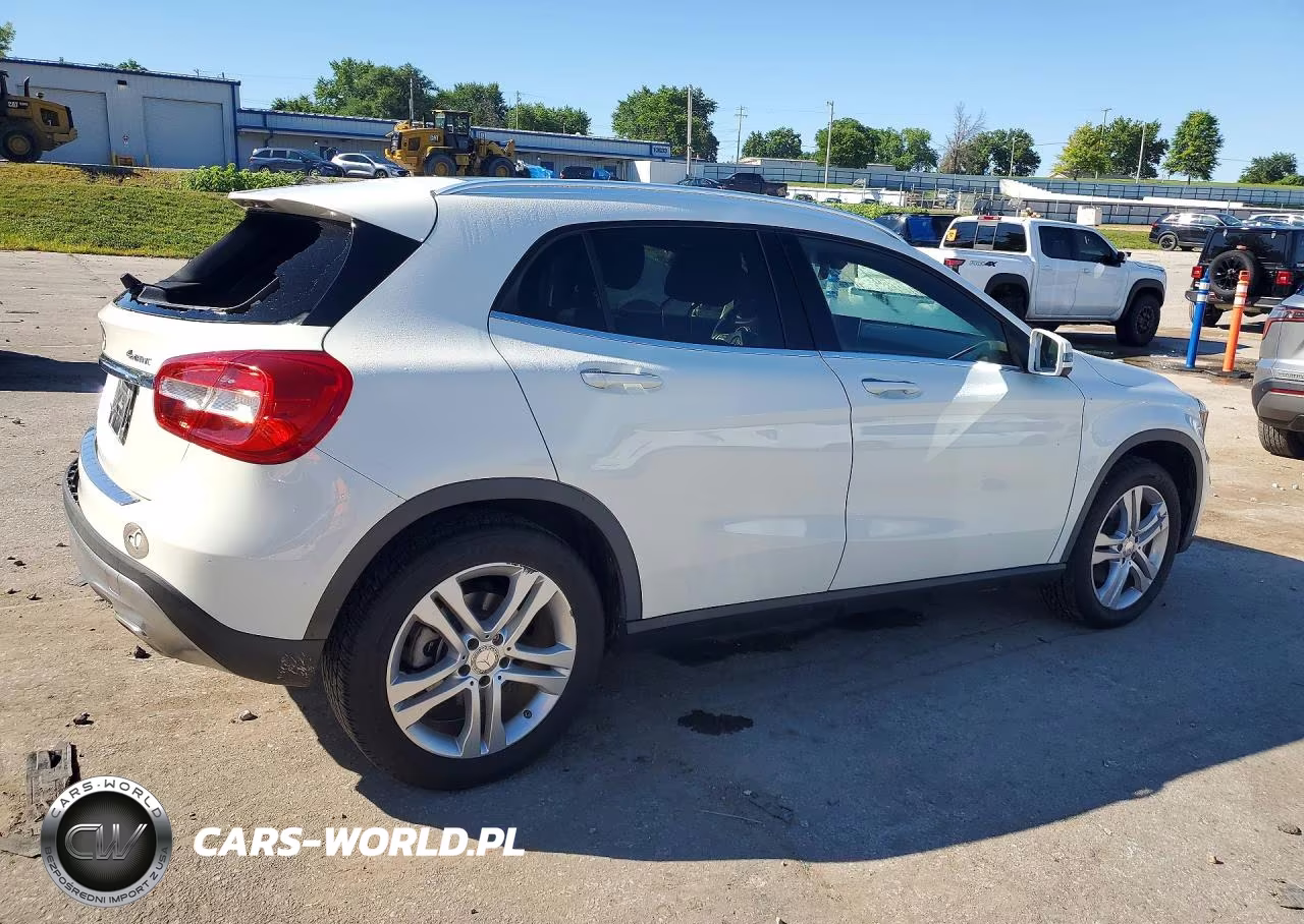 2016 Mercedes-Benz Gla VIN:WDCTG4GB2GJ193208 - 3
