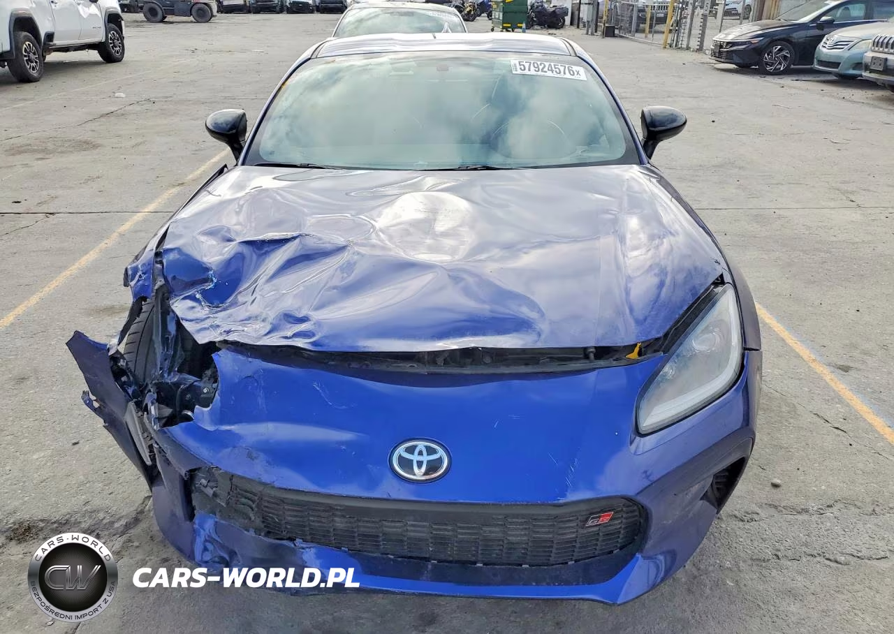 2025 Toyota Gr 86 VIN:JF1ZNBE12S9755953 - 5
