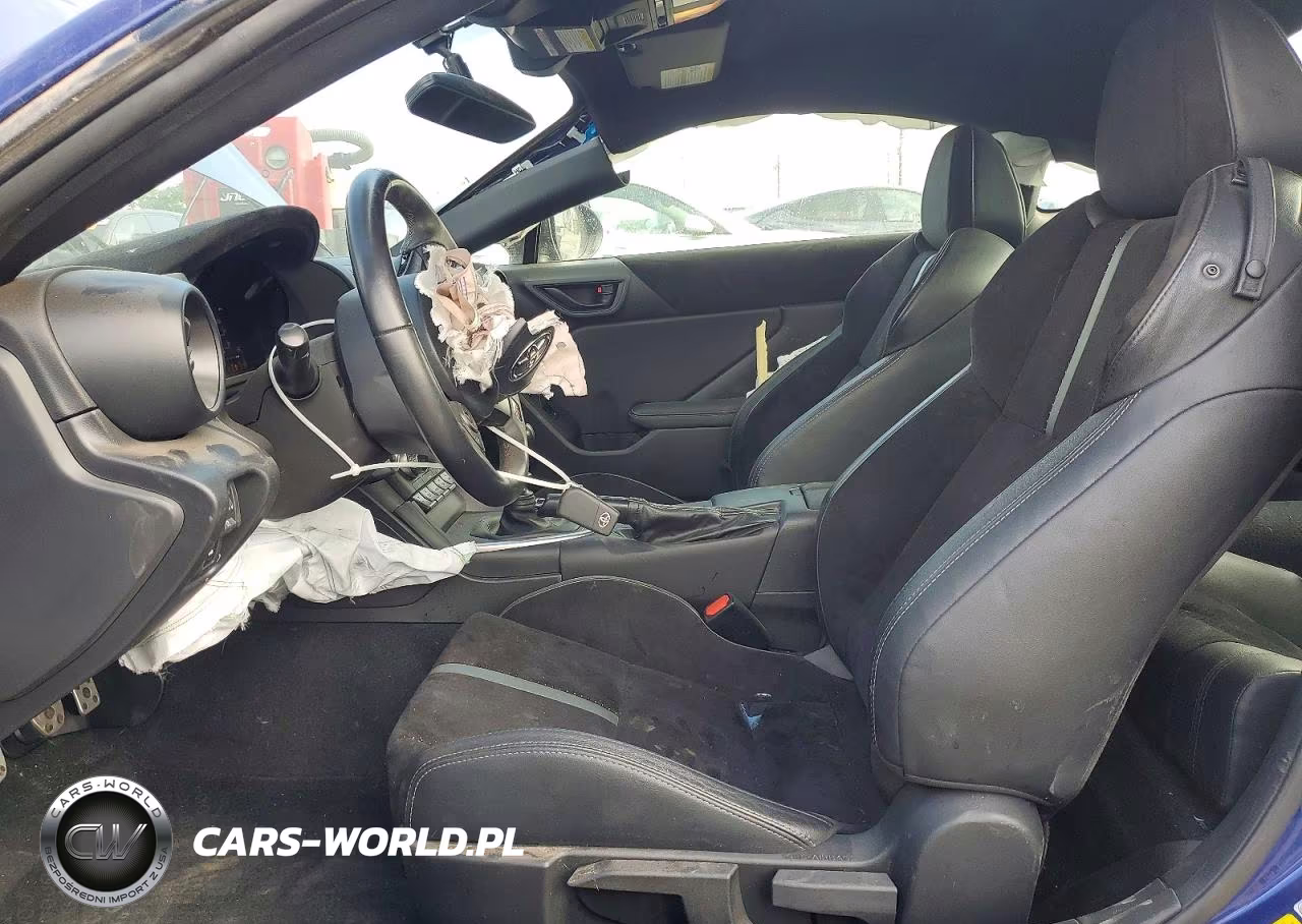 2025 Toyota Gr 86 VIN:JF1ZNBE12S9755953 - 7