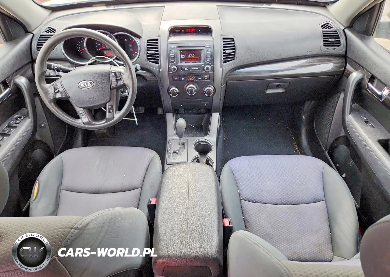 2013 Kia Sorento Lx VIN:5XYKTCA64DG401636 - 8