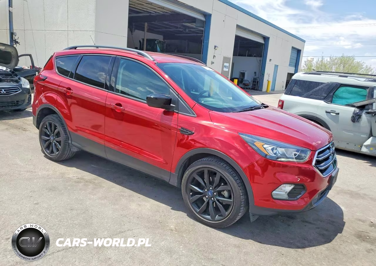2019 Ford Escape Se VIN:1FMCU0GD4KUC52562 - 4