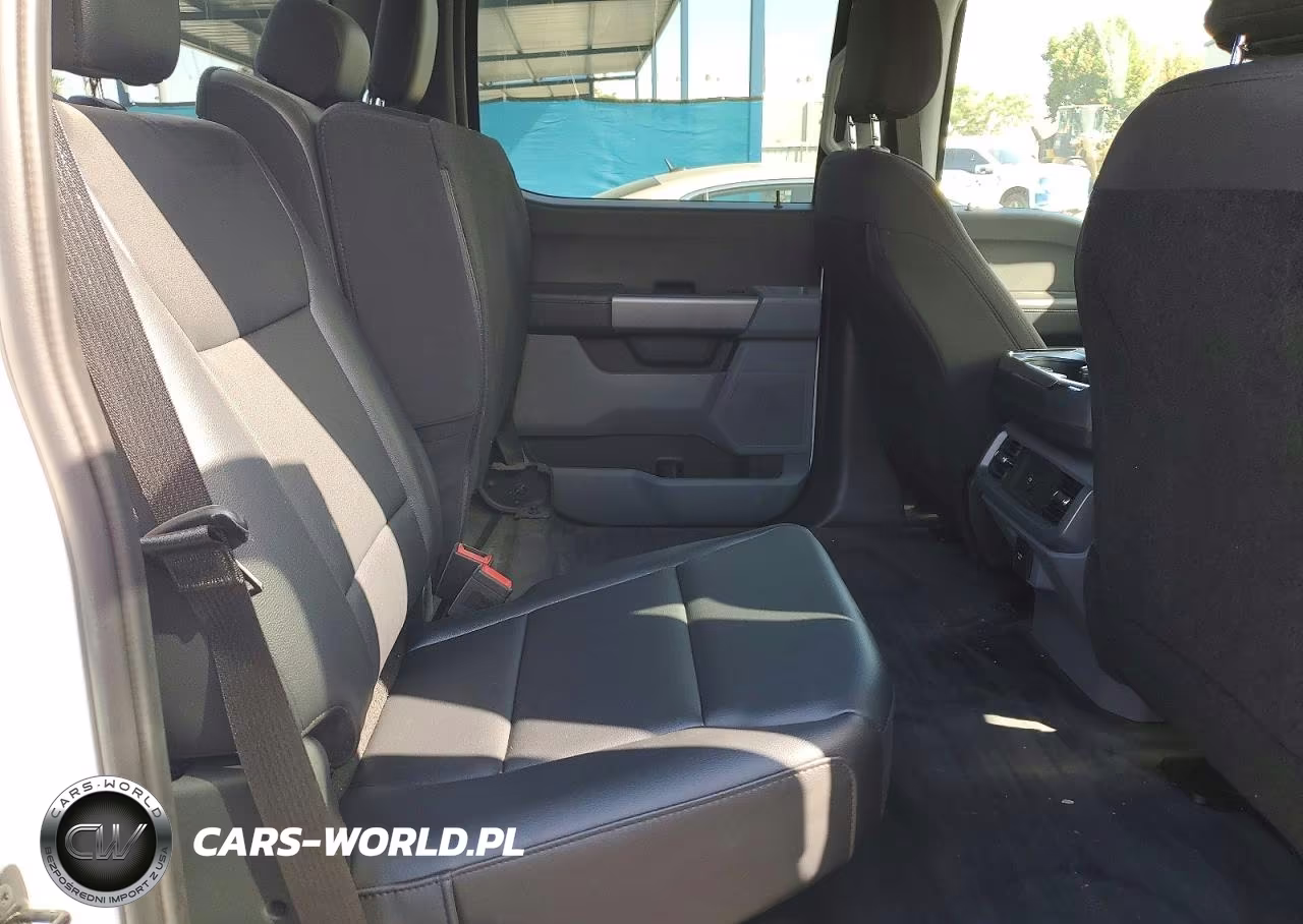 2025 Ford F150 Lightning Pro VIN:1FTVW1BK9SWG12383 - 10