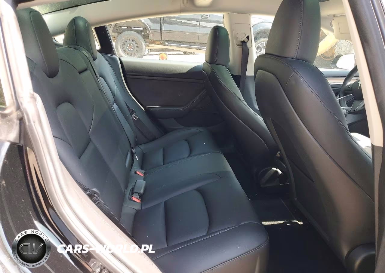 2023 Tesla Model 3 VIN:5YJ3E1EC6PF675483 - 10