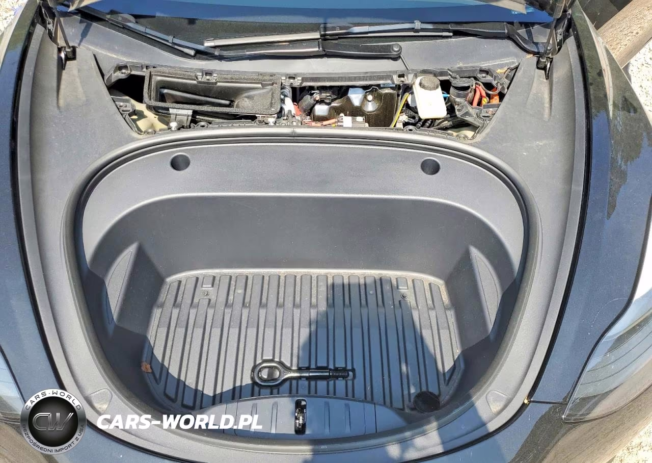 2023 Tesla Model 3 VIN:5YJ3E1EC6PF675483 - 11