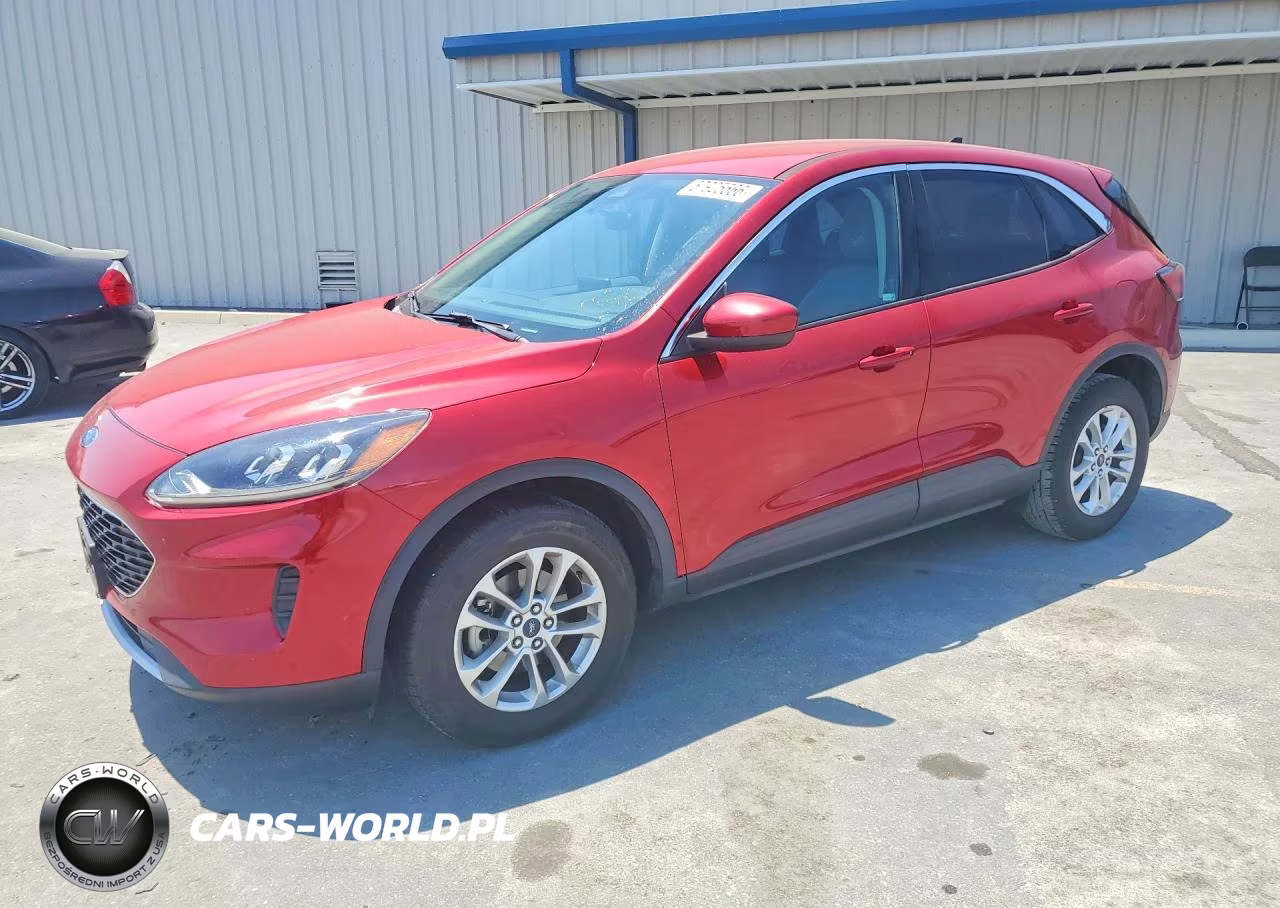 2020 Ford Escape Se