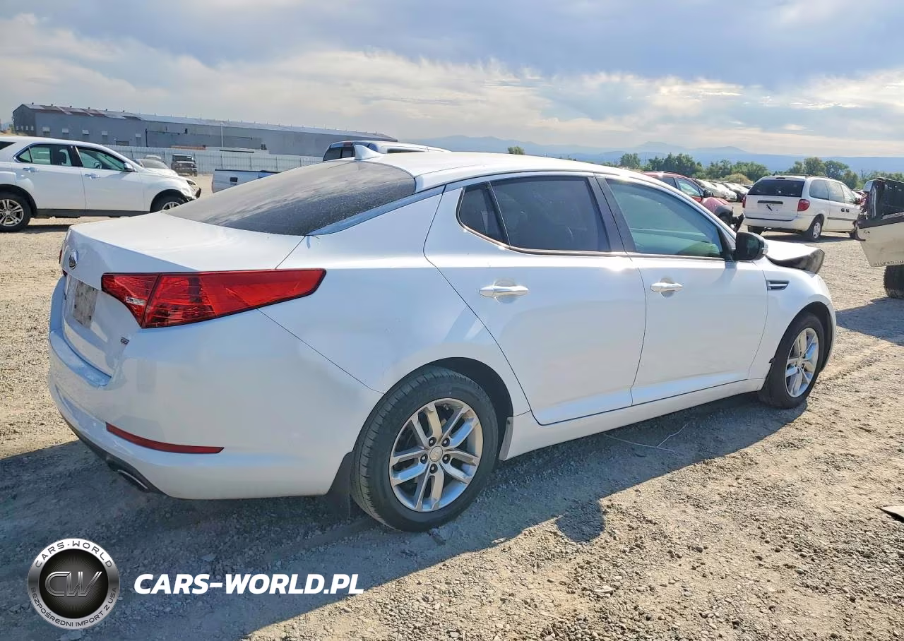 2013 Kia Optima Lx VIN:5XXGM4A77DG230404 - 3