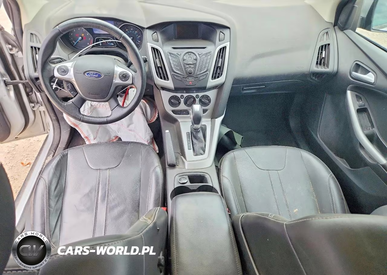2014 Ford Focus Se VIN:1FADP3K24EL302576 - 8