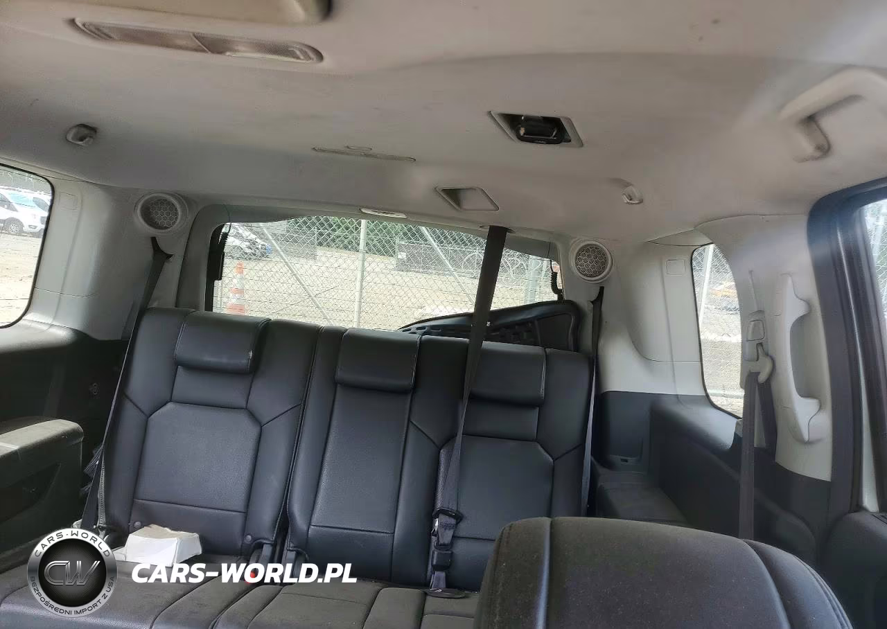 2011 Honda Pilot Touring VIN:5FNYF4H98BB041587 - 10