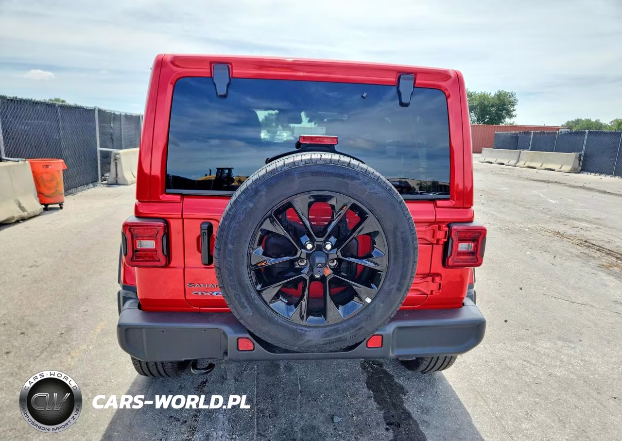 2025 Jeep Wrangler Sahara 4Xe VIN:1C4RJXP69SW583935 - 6