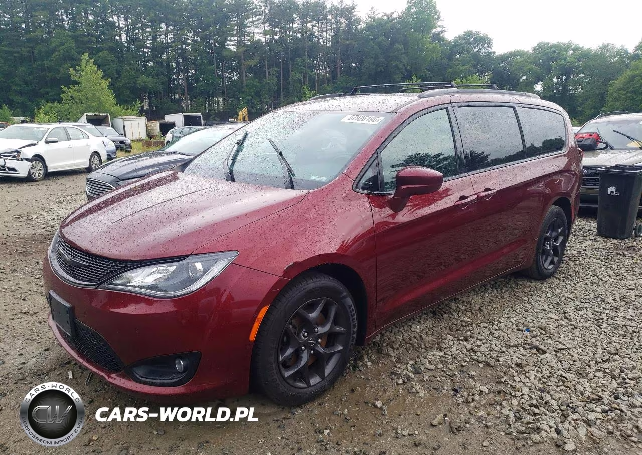 2020 Chrysler Pacifica Touring L – zdjęcie 1 z 13