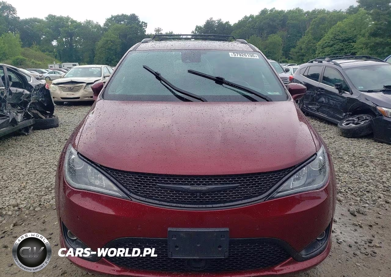 2020 Chrysler Pacifica Touring L VIN:2C4RC1BG1LR251022 - 5