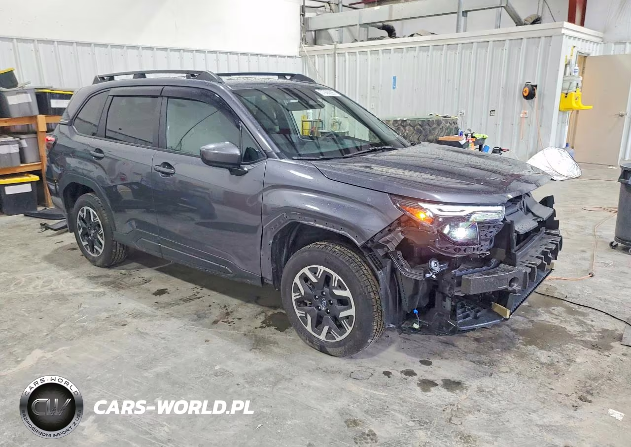 2026 Subaru Forester Premium VIN:4S4SLDB63T3015700 - 4