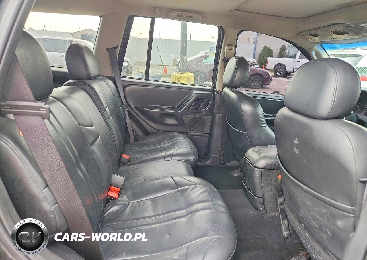 2003 Jeep Grand Cherokee Laredo VIN:1J4GW48S83C608856 - 11