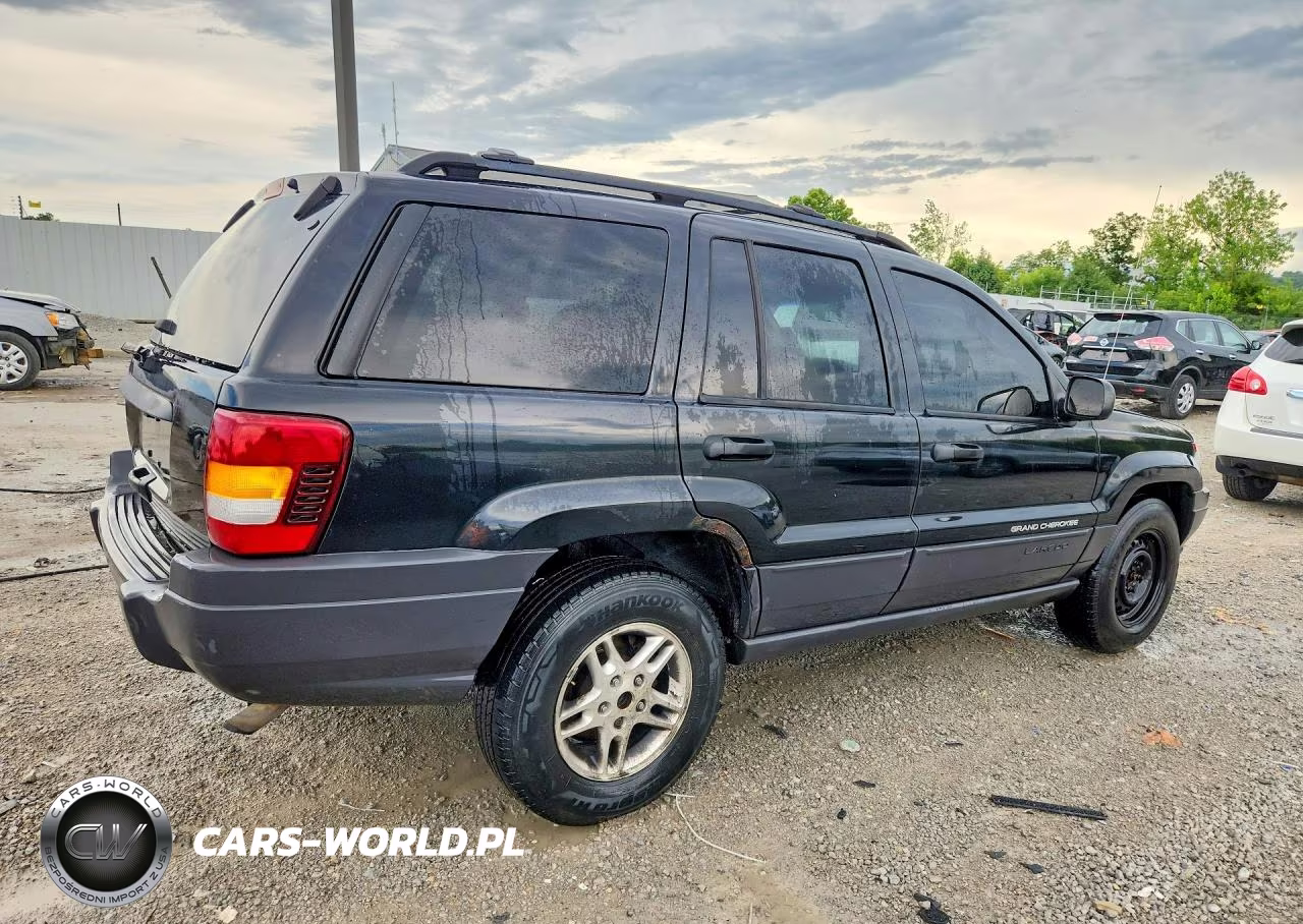 2003 Jeep Grand Cherokee Laredo VIN:1J4GW48S83C608856 - 3