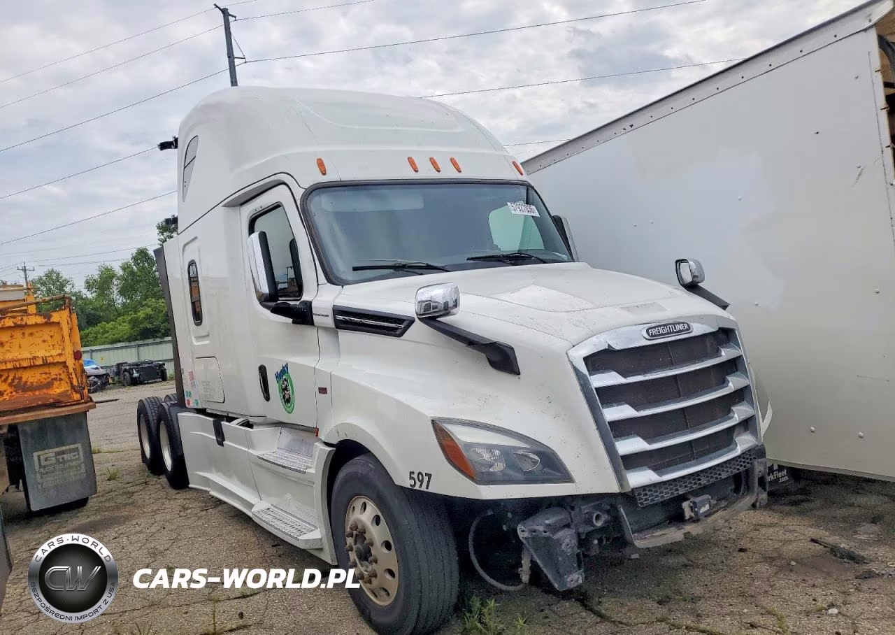 2019 Freightliner Cascadia 126