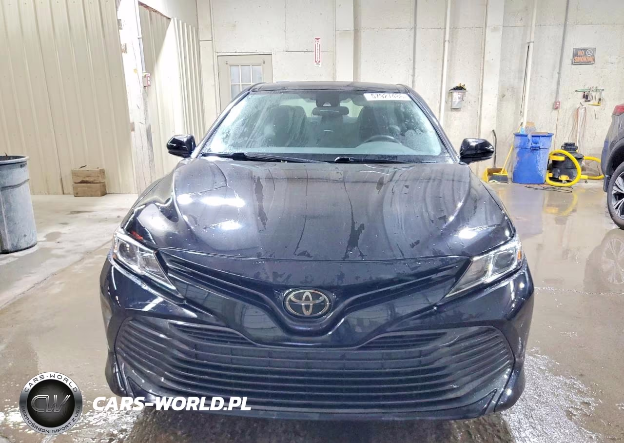2020 Toyota Camry Le VIN:4T1C11AK3LU873265 - 5