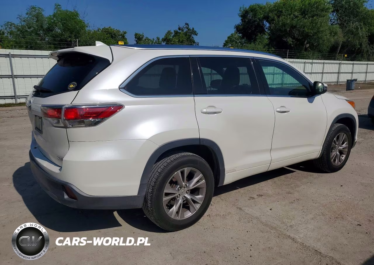 2014 Toyota Highlander Xle VIN:5TDKKRFH6ES030368 - 3