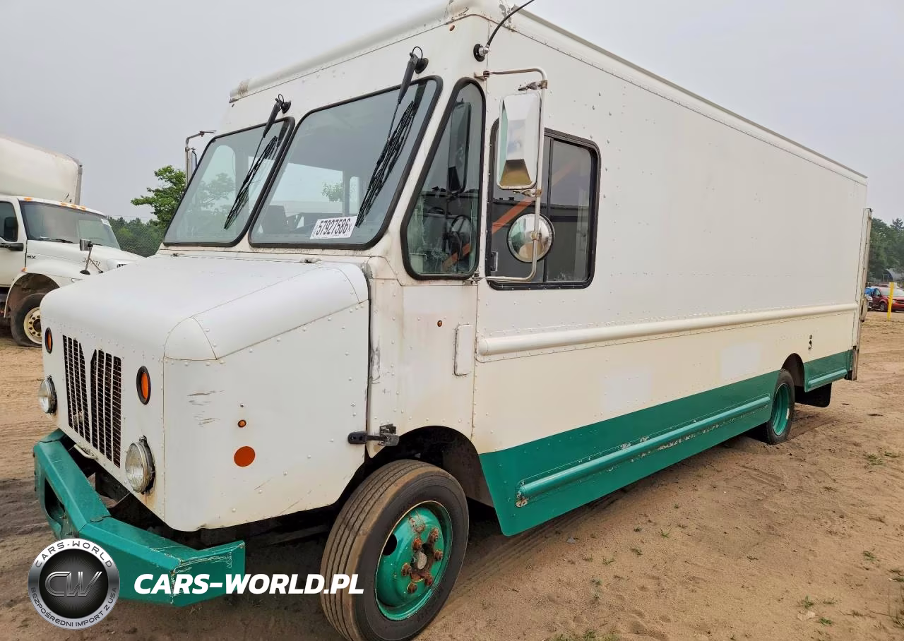 2015 Freightliner Mt45 Delivery Truck VIN:4UZAC2DV7FCFV2047 - 1