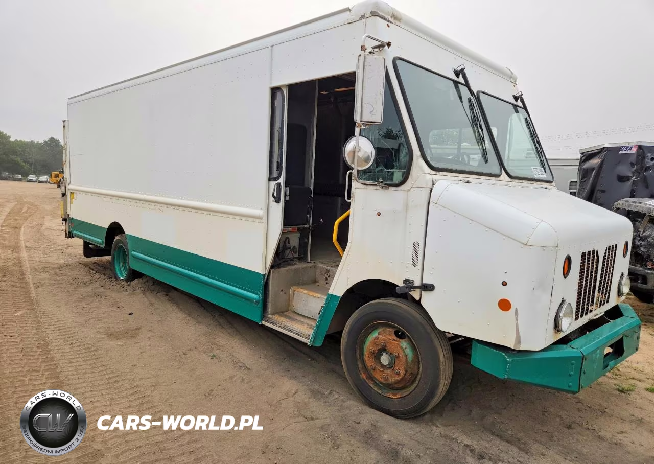 2015 Freightliner Mt45 Delivery Truck VIN:4UZAC2DV7FCFV2047 - 4