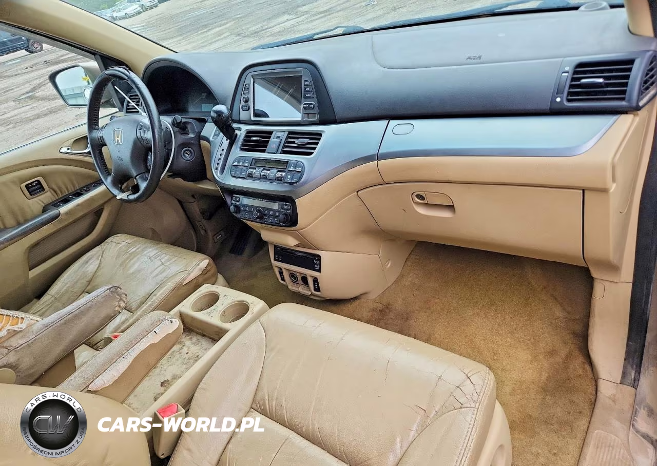 2010 Honda Odyssey Touring VIN:5FNRL3H95AB004924 - 8