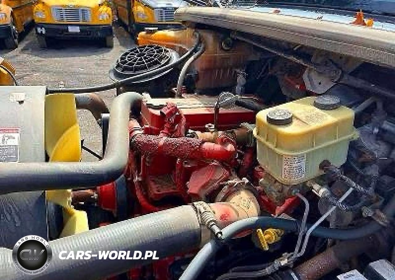 2015 Freightliner Chassis B2B VIN:4UZABRDU7FCGJ8499 - 7