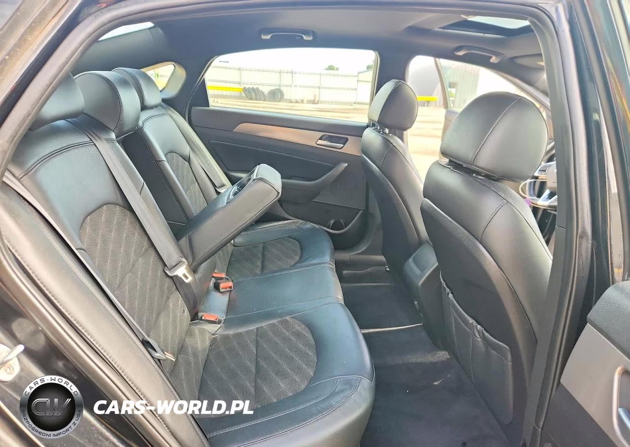 2018 Hyundai Sonata Sport 2.0T VIN:5NPE34AB7JH658066 - 10