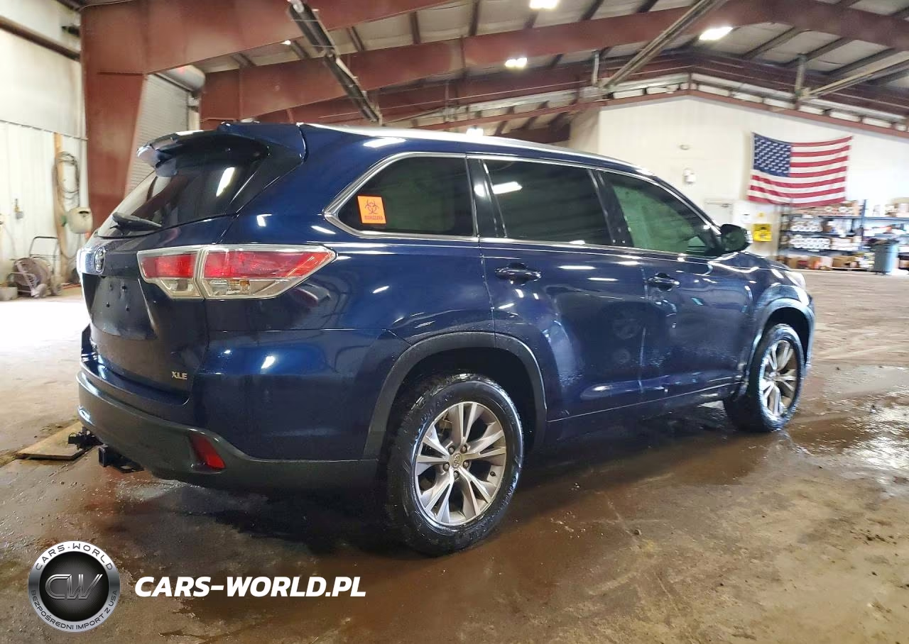 2015 Toyota Highlander Xle VIN:5TDKKRFH3FS072529 - 3