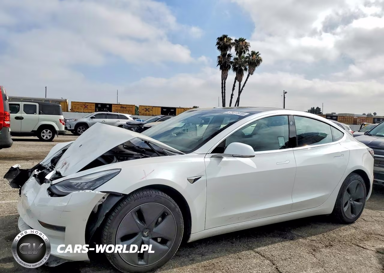 2020 Tesla Model 3