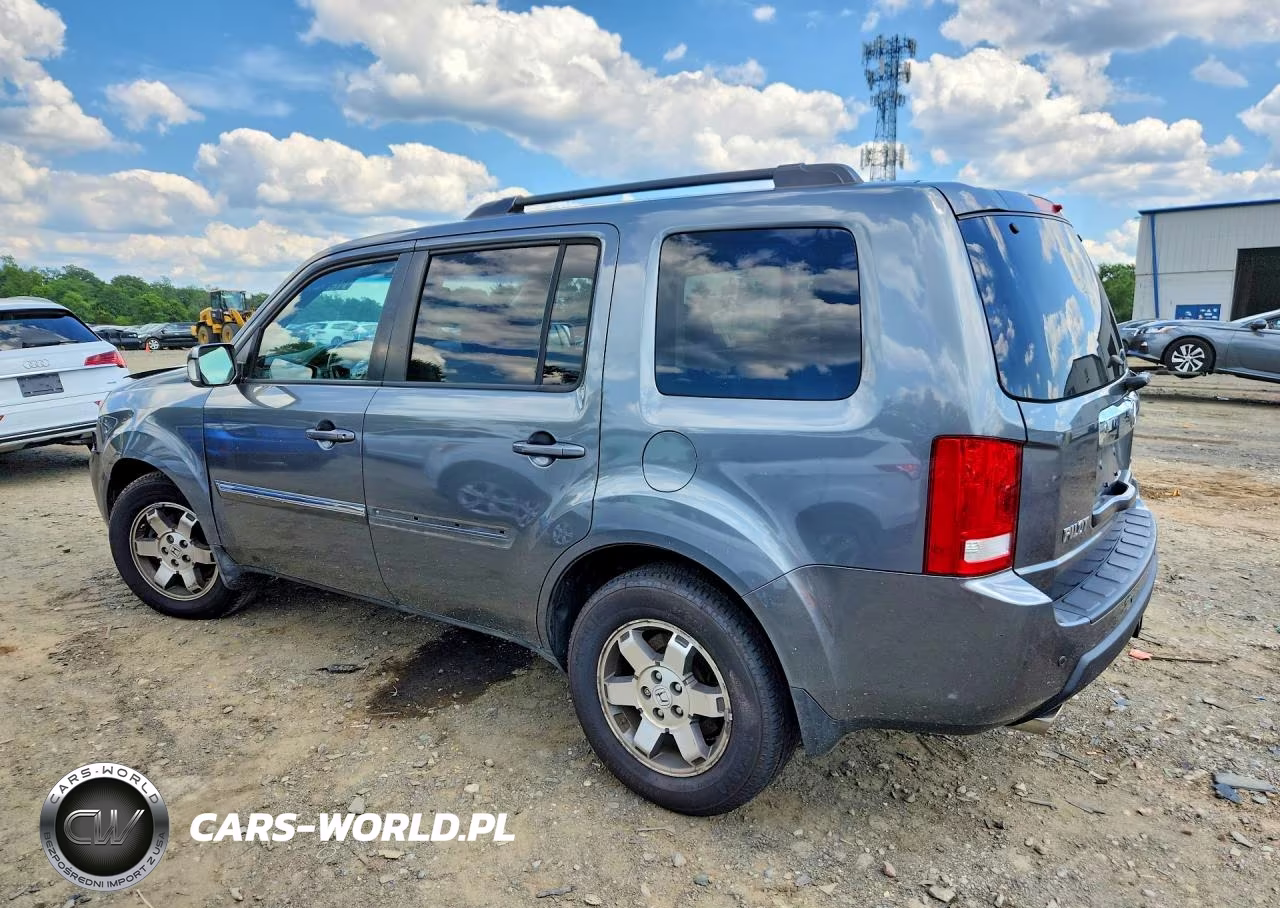 2011 Honda Pilot Touring VIN:5FNYF4H92BB100830 - 2